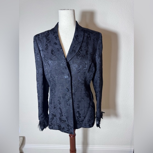 Albert Nipon Women’s Black with Silver Specks Textured Jacket Feather Cuffs 8 - Picture 3 of 10